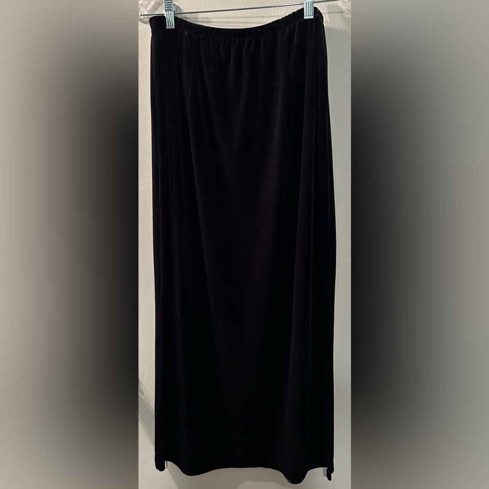 JohnPaulRichard Classic Black Maxi Skirt